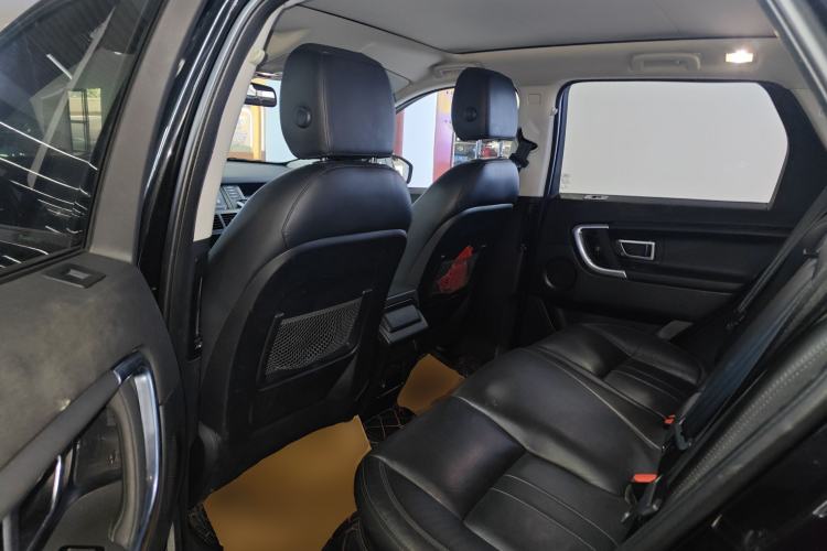 Used Land Rover Discovery Sport 2018 240 PS SE Version Left Rear Seat