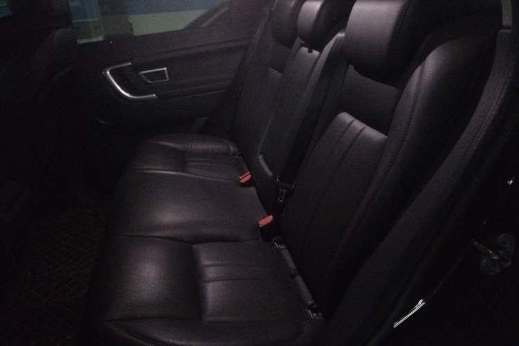 Used Land Rover Discovery Sport 2018 240 PS SE Version Left Rear Seat