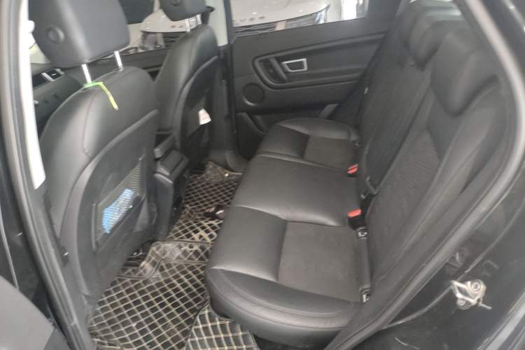 Used Land Rover Discovery Sport 2018 240 PS PURE Edition Left Rear Seat