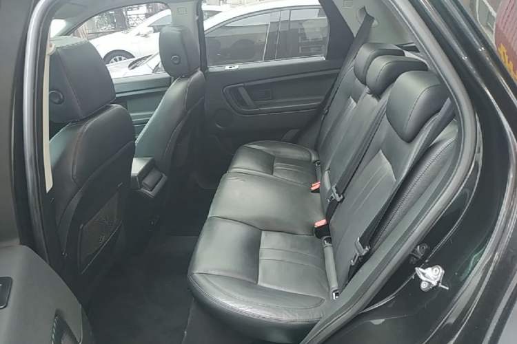 Used Land Rover Discovery Sport 2018 240 PS SE Version Left Rear Seat