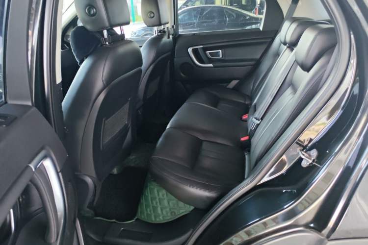 Used Land Rover Discovery Sport 2018 240 PS SE Version Left Rear Seat