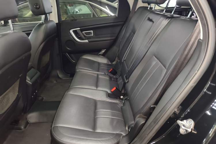 Used Land Rover Discovery Sport 2018 240 PS HSE Version Left Rear Seat
