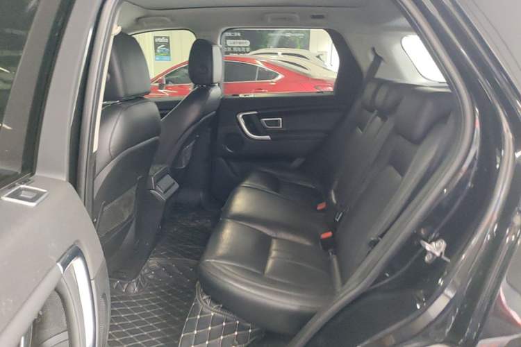 Used Land Rover Discovery Sport 2018 240 PS SE Version Left Rear Seat