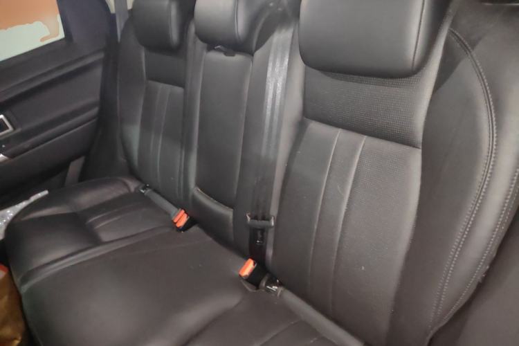 Used Land Rover Discovery Sport 2018 240 PS SE Version Left Rear Seat