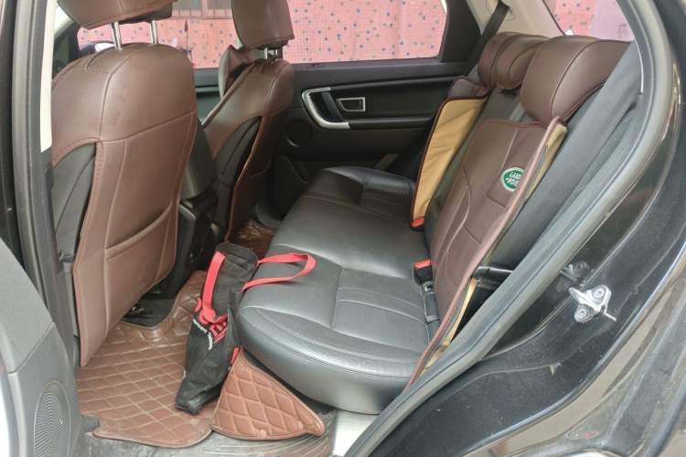 Used Land Rover Discovery Sport 2018 240 PS SE Version Left Rear Seat