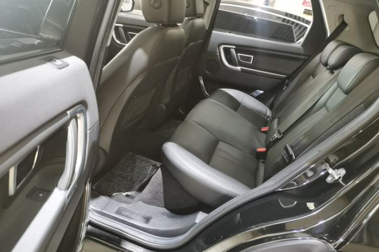Used Land Rover Discovery Sport 2018 240 PS SE Version Left Rear Seat