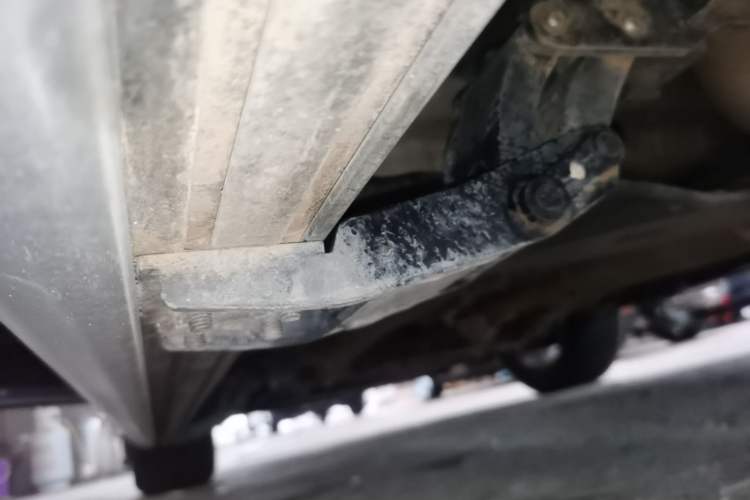 Used Land Rover Discovery Sport 2018 240 PS SE Version Left Side Sill
