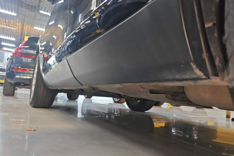 Used Land Rover Discovery Sport 2018 240 PS SE Version Left Side Sill