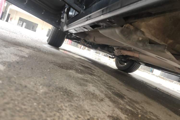 Used Land Rover Discovery Sport 2018 240 PS PURE Edition Left Side Sill
