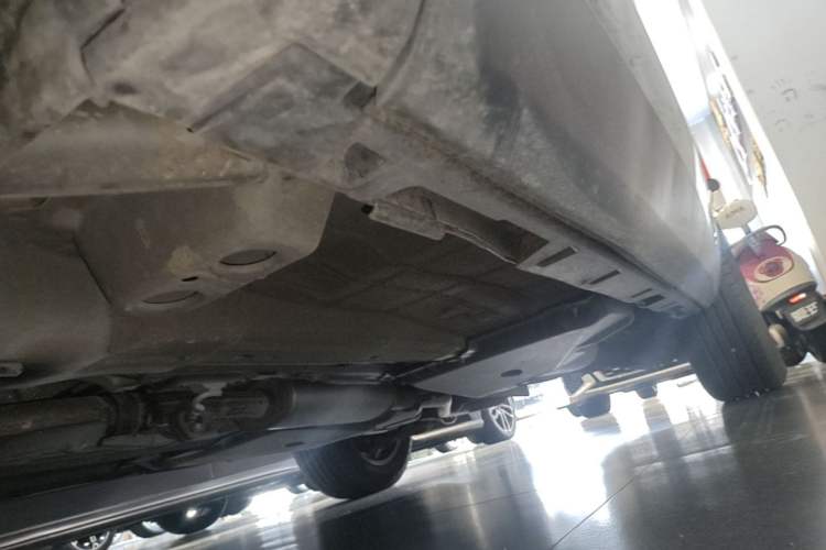 Used Land Rover Discovery Sport 2018 240 PS PURE Edition Left Side Sill