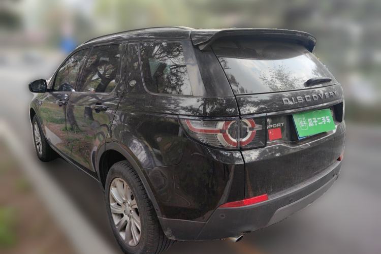 Used Land Rover Discovery Sport 2018 240 PS SE Version Rear Left 45 Deg