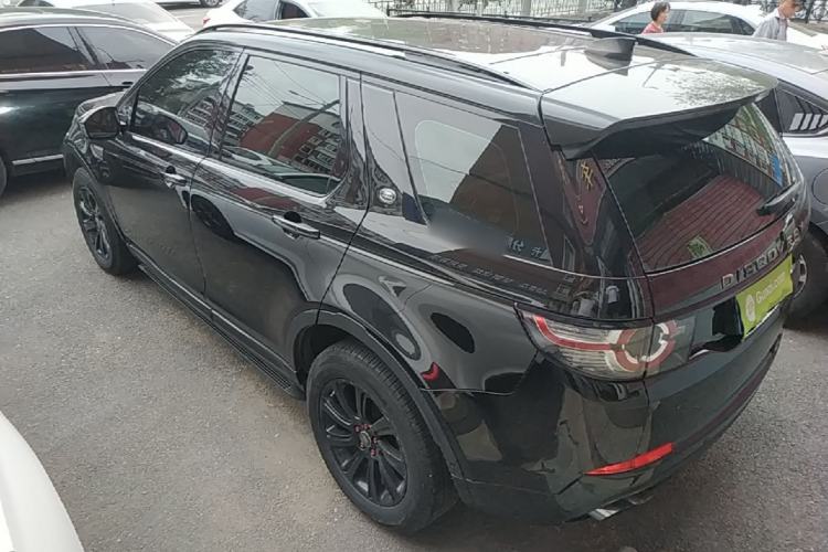 Used Land Rover Discovery Sport 2018 240 PS SE Version Rear Left 45 Deg