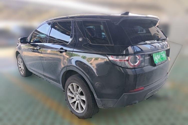 Used Land Rover Discovery Sport 2018 240 PS SE Version Rear Left 45 Deg