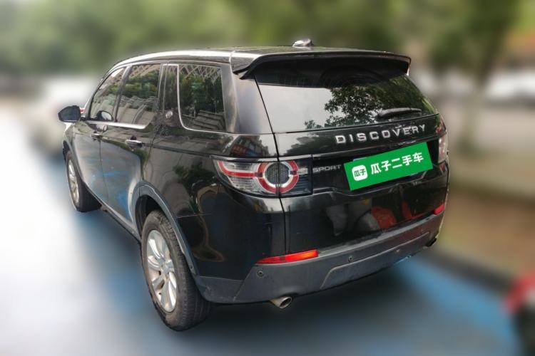 Used Land Rover Discovery Sport 2018 240 PS PURE Edition Rear Left 45 Deg