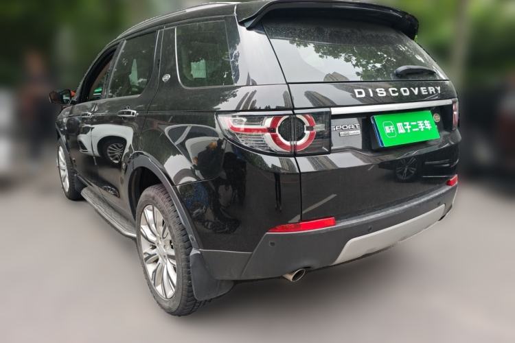 Used Land Rover Discovery Sport 2018 240 PS HSE LUXURY Edition Rear Left 45 Deg