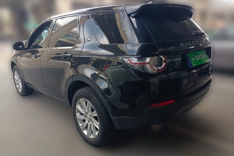 Used Land Rover Discovery Sport 2018 240 PS SE Version Rear Left 45 Deg