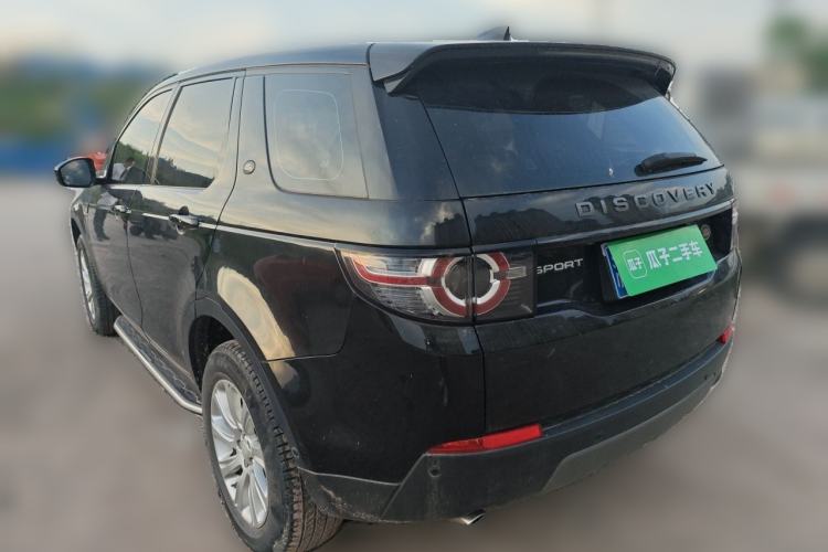 Used Land Rover Discovery Sport 2018 240 PS SE Version Rear Left 45 Deg