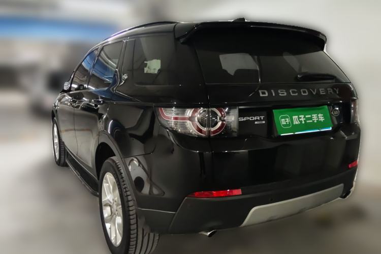 Used Land Rover Discovery Sport 2018 240 PS HSE Version Rear Left 45 Deg