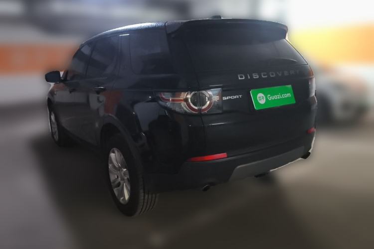 Used Land Rover Discovery Sport 2018 240 PS SE Version Rear Left 45 Deg