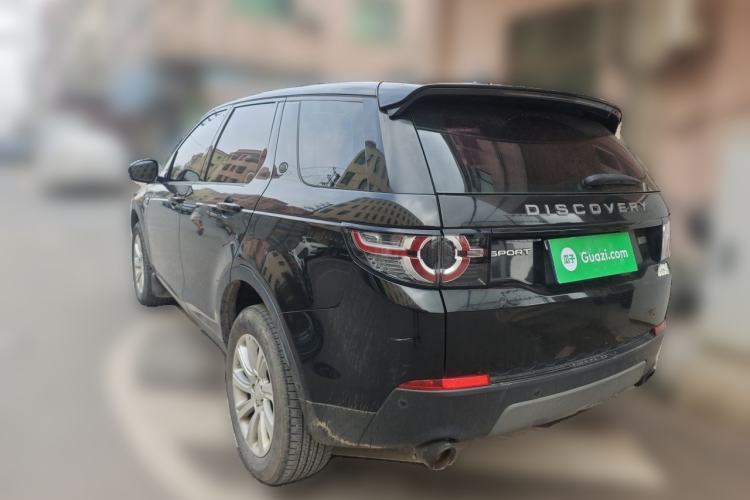 Used Land Rover Discovery Sport 2018 240 PS SE Version Rear Left 45 Deg