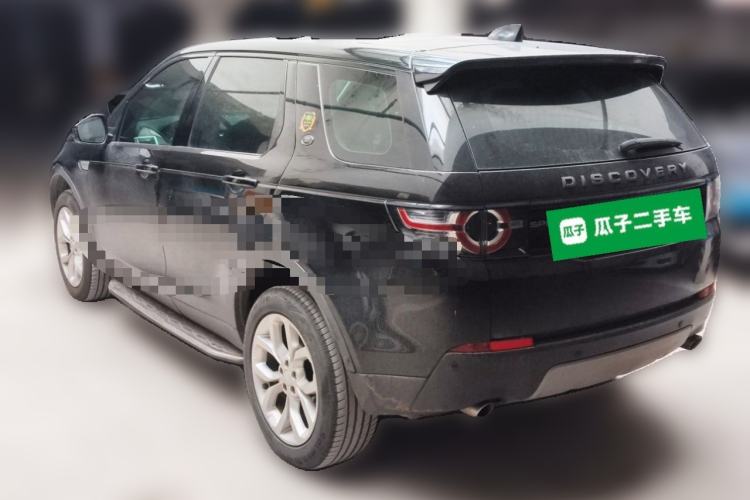 Used Land Rover Discovery Sport 2018 240 PS HSE LUXURY Edition Rear Left 45 Deg