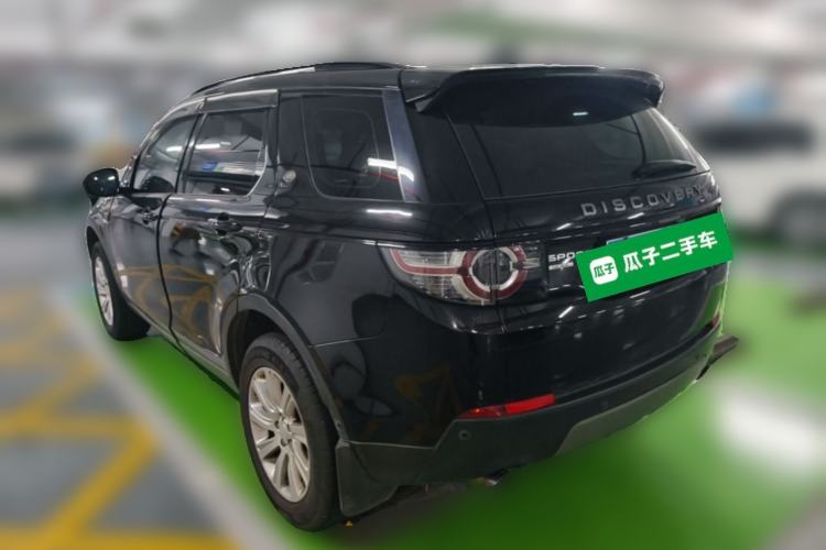 Used Land Rover Discovery Sport 2018 240 PS SE Version Rear Left 45 Deg