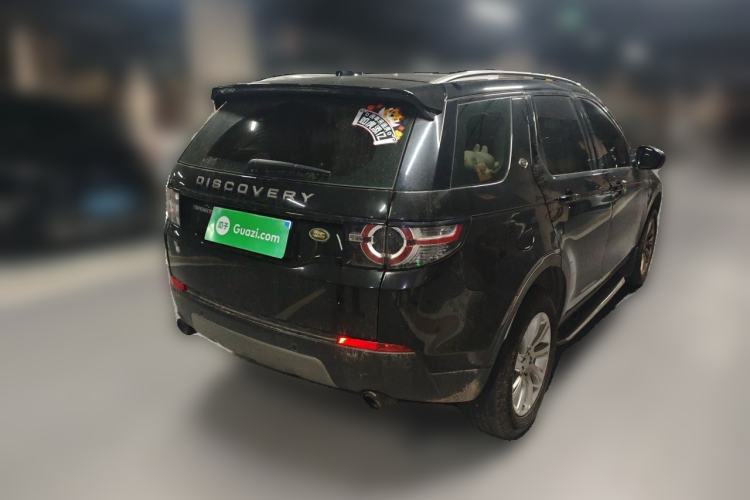 Used Land Rover Discovery Sport 2018 240 PS SE Version Rear Right 45 Deg