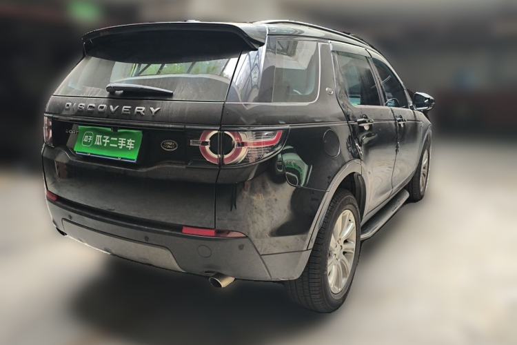 Used Land Rover Discovery Sport 2018 240 PS SE Version Rear Right 45 Deg