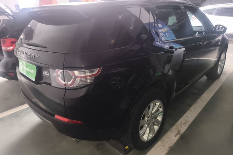 Used Land Rover Discovery Sport 2018 240 PS SE Version Rear Right 45 Deg