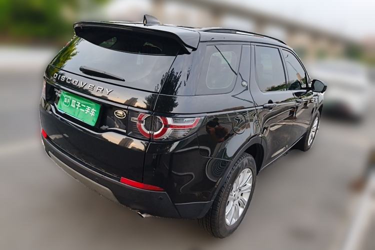 Used Land Rover Discovery Sport 2018 240 PS SE Version Rear Right 45 Deg