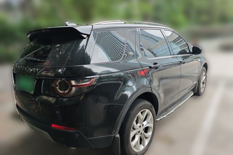 Used Land Rover Discovery Sport 2018 240 PS HSE Version Rear Right 45 Deg
