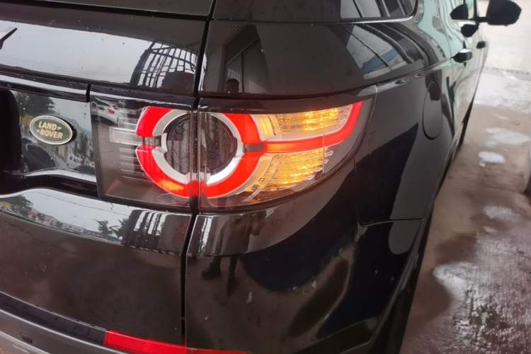 Used Land Rover Discovery Sport 2018 240 PS SE Version Right Rear Taillight