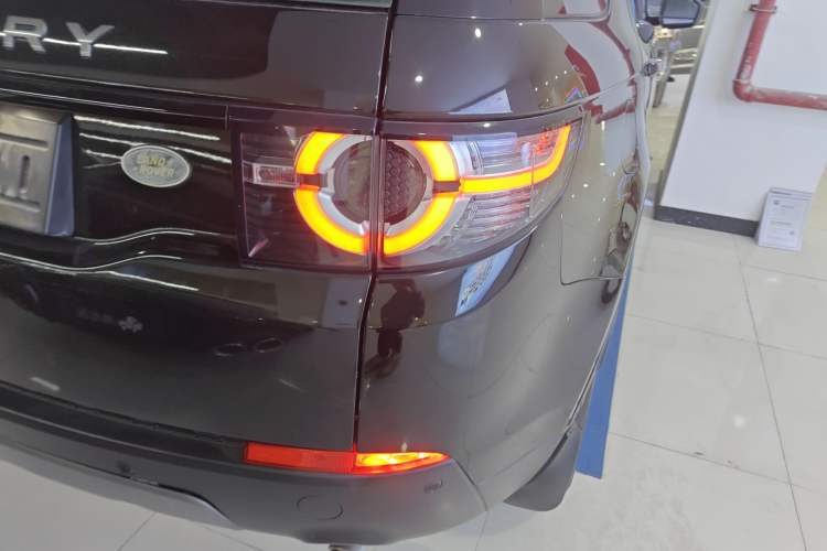 Used Land Rover Discovery Sport 2018 240 PS SE Version Right Rear Taillight