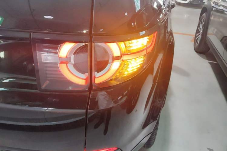 Used Land Rover Discovery Sport 2018 240 PS SE Version Right Rear Taillight