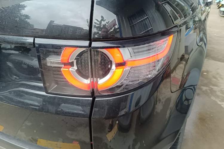 Used Land Rover Discovery Sport 2018 240 PS SE Version Right Rear Taillight