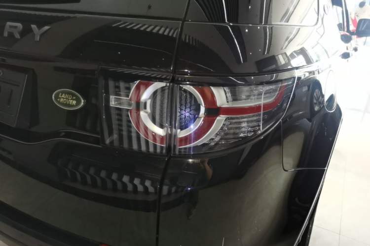 Used Land Rover Discovery Sport 2018 240 PS SE Version Right Rear Taillight