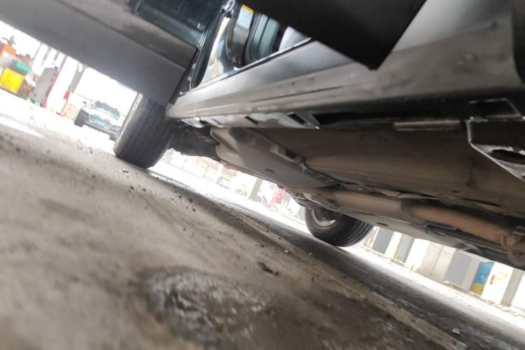 Used Land Rover Discovery Sport 2018 240 PS PURE Edition Right Side Sill