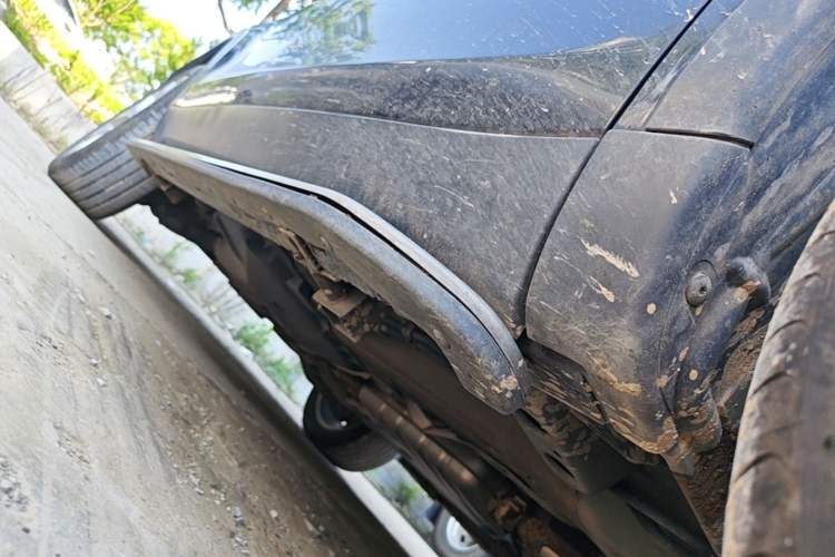 Used Land Rover Discovery Sport 2018 240 PS Zhiyue Limited Edition Right Side Sill