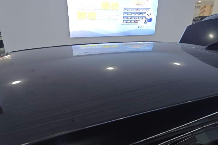 Used Land Rover Discovery Sport 2018 240 PS SE Version Roof