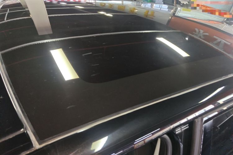 Used Land Rover Discovery Sport 2018 240 PS SE Version Roof