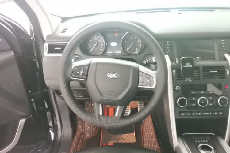 Used Land Rover Discovery Sport 2018 240 PS SE Version Steering Wheel