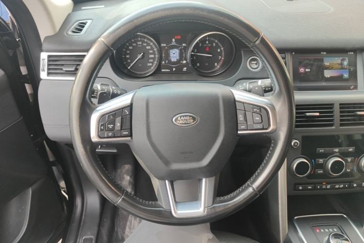 Used Land Rover Discovery Sport 2018 240 PS SE Version Steering Wheel
