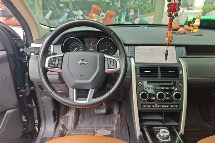 Used Land Rover Discovery Sport 2018 240 PS HSE LUXURY Edition Steering Wheel