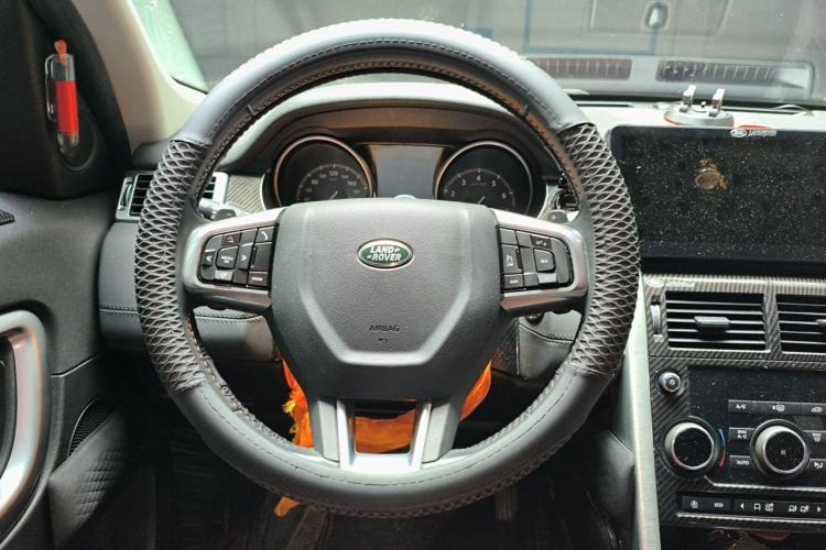 Used Land Rover Discovery Sport 2018 240 PS SE Version Steering Wheel