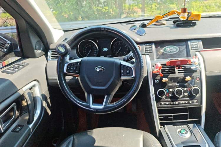 Used Land Rover Discovery Sport 2018 240 PS SE Version Steering Wheel