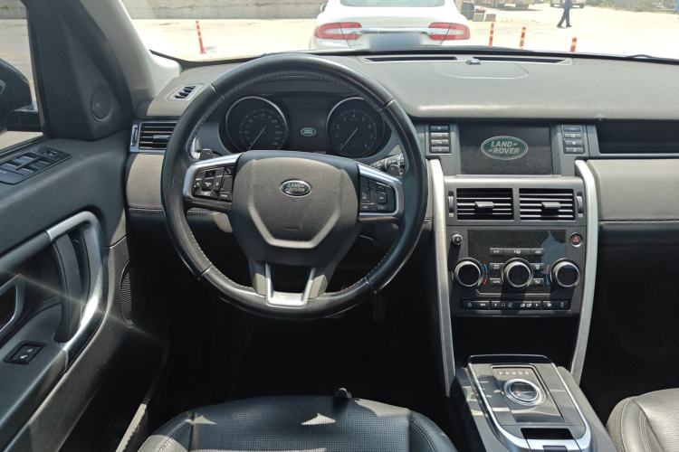 Used Land Rover Discovery Sport 2018 240 PS SE Version Steering Wheel