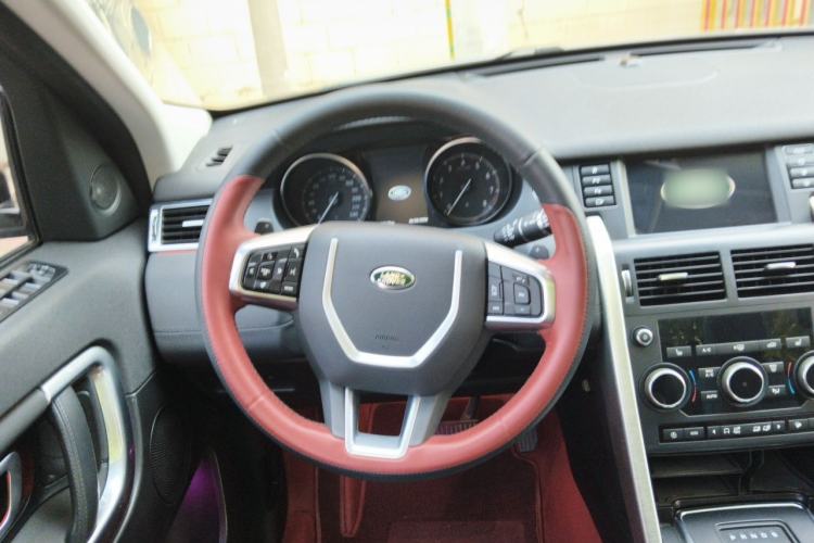 Used Land Rover Discovery Sport 2018 240 PS HSE Version Steering Wheel