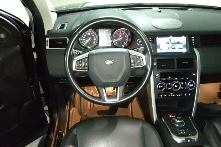 Used Land Rover Discovery Sport 2018 240 PS HSE Version Steering Wheel