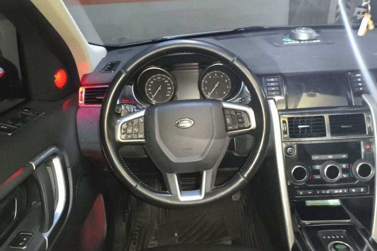 Used Land Rover Discovery Sport 2018 240 PS SE Version Steering Wheel