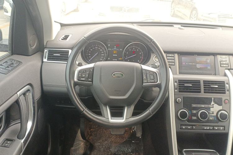 Used Land Rover Discovery Sport 2018 240 PS SE Version Steering Wheel